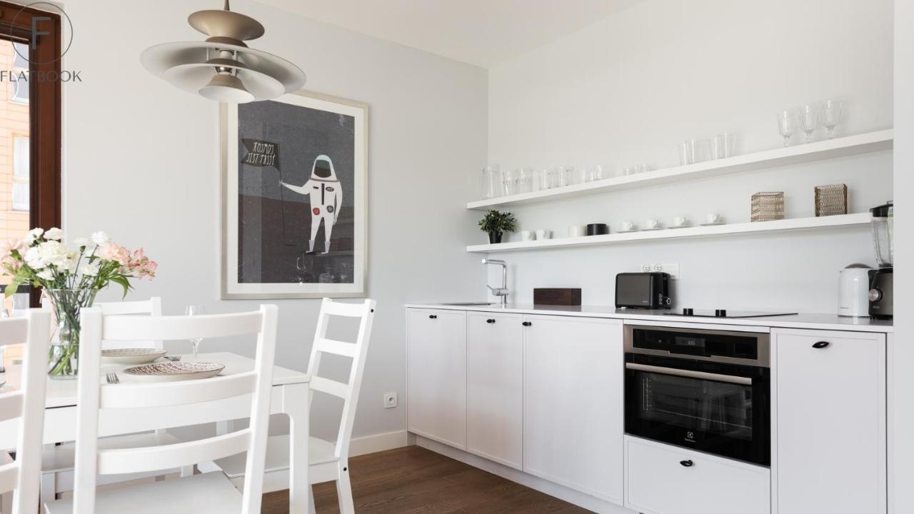 Flatbook - City Center Spa Apartments Motlawa Гданьск Экстерьер фото