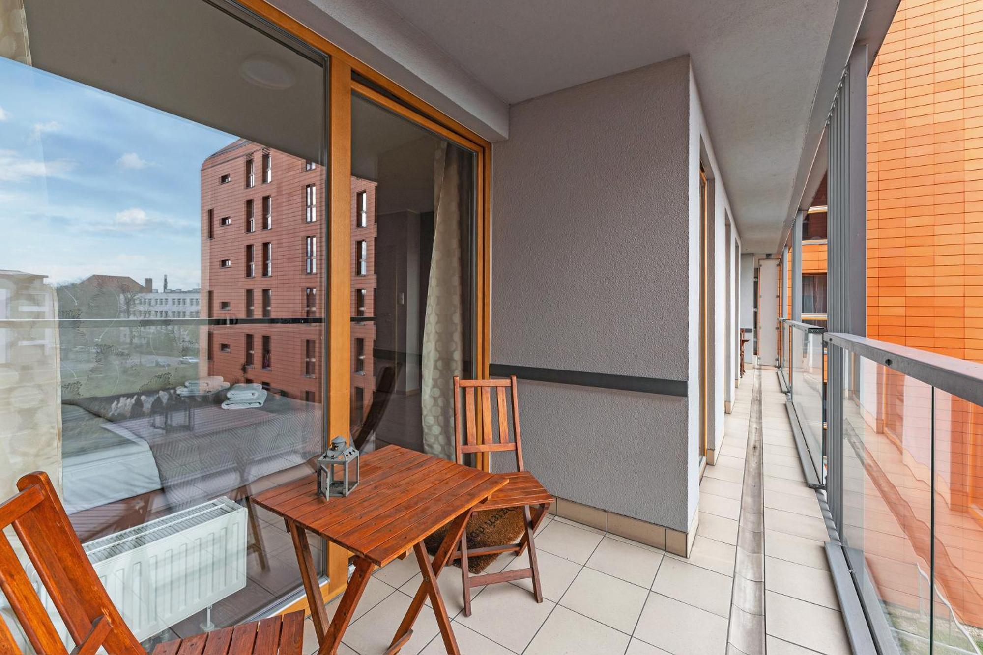 Flatbook - City Center Spa Apartments Motlawa Гданьск Экстерьер фото
